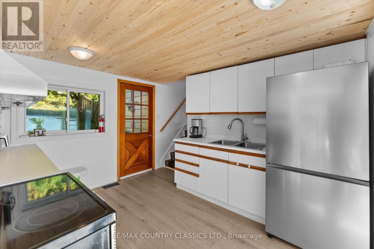 25 BRETHOUR ROAD, Hastings Highlands (Herschel Ward), Ontario, K0L1C0