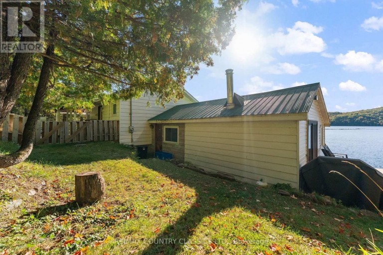 25 BRETHOUR ROAD, Hastings Highlands (Herschel Ward), Ontario, K0L1C0