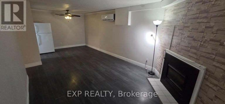 220 - 725 DEVERON CRESCENT, London South (South T), Ontario, N5Z4X3