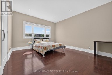 19 MCCOLLUM ROAD Hamilton (Winona) Ontario photo 13