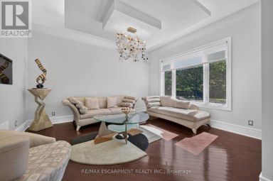 19 MCCOLLUM ROAD Hamilton (Winona) Ontario photo 5