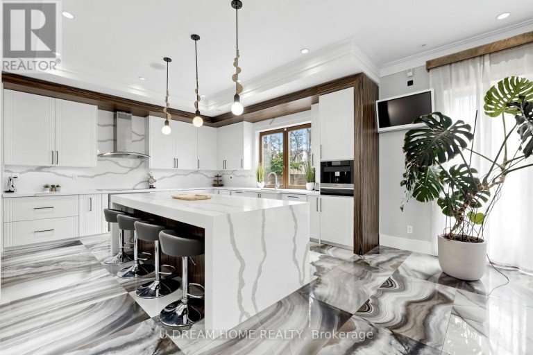 49 NORDEN CRESCENT, Toronto (Banbury-Don Mills), Ontario, M3B1B7