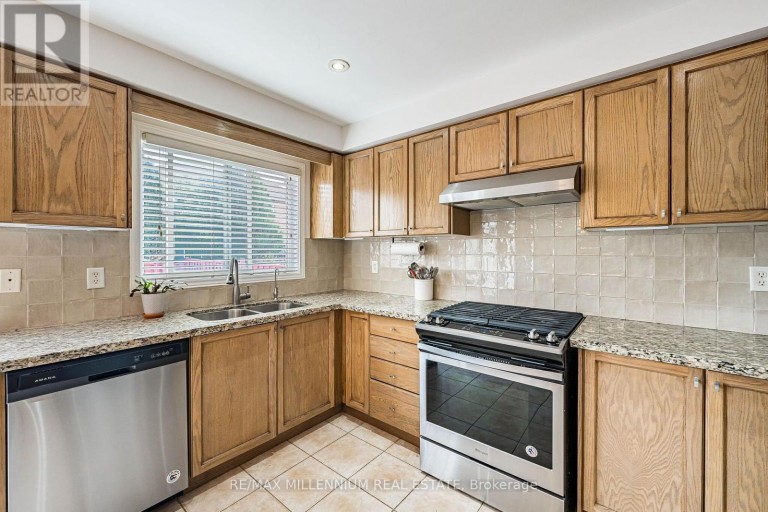 90 RONAN CRESCENT, Vaughan (Sonoma Heights), Ontario, L4H2J6