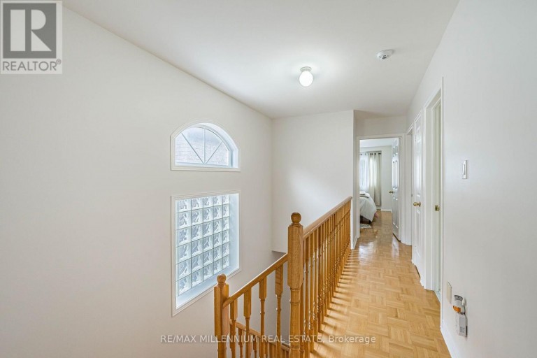 90 RONAN CRESCENT, Vaughan (Sonoma Heights), Ontario, L4H2J6