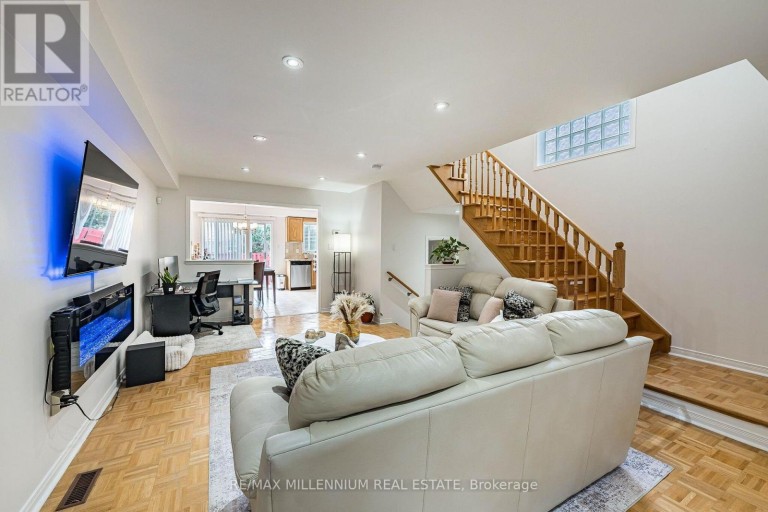 90 RONAN CRESCENT, Vaughan (Sonoma Heights), Ontario, L4H2J6