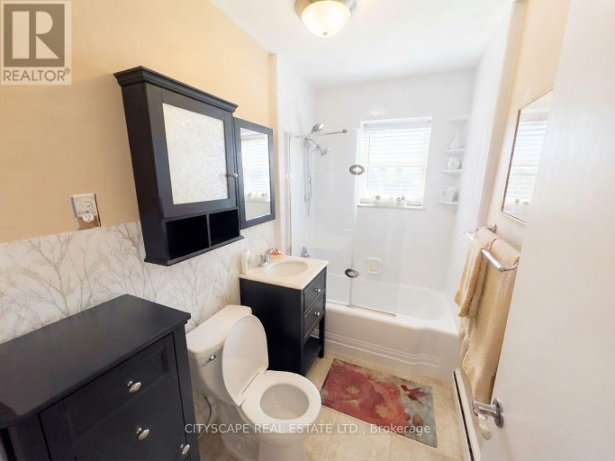 25 - 824 BRANT STREET, Burlington (Brant), Ontario, L7R2J5