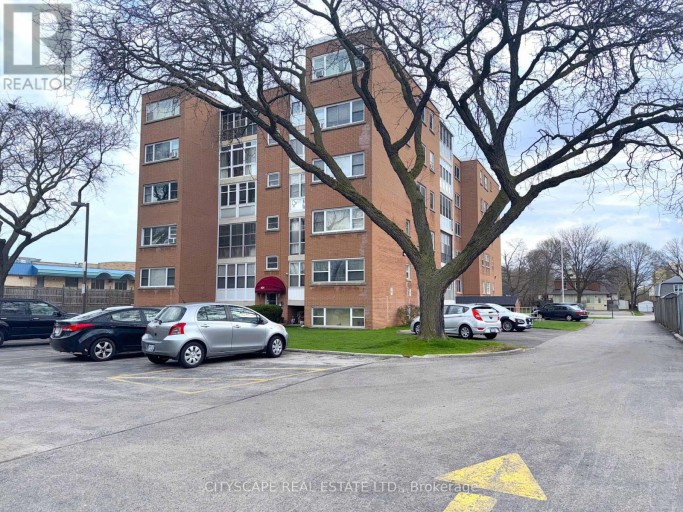 25 - 824 BRANT STREET, Burlington (Brant), Ontario, L7R2J5