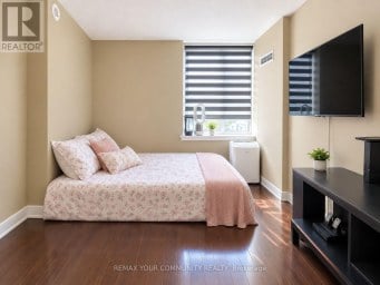 619 - 2737 KEELE STREET Toronto (Downsview-Roding-CFB) Ontario photo 6