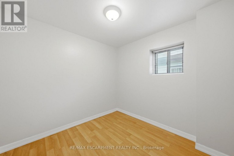 107 BROADWAY STREET, Welland (Broadway), Ontario, L3C5L6