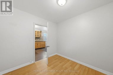107 BROADWAY STREET Welland (Broadway) Ontario photo 20