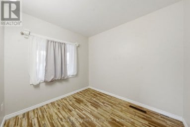 107 BROADWAY STREET Welland (Broadway) Ontario photo 21