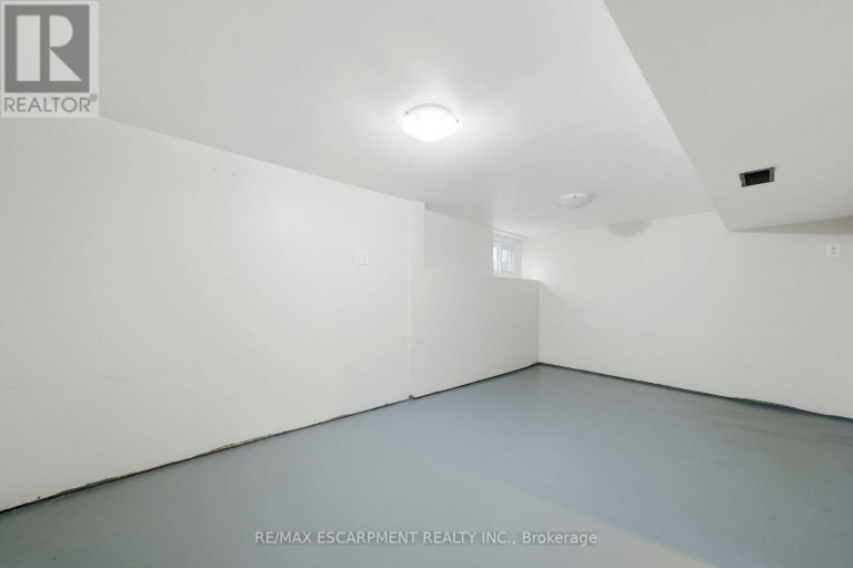 107 BROADWAY STREET, Welland (Broadway), Ontario, L3C5L6