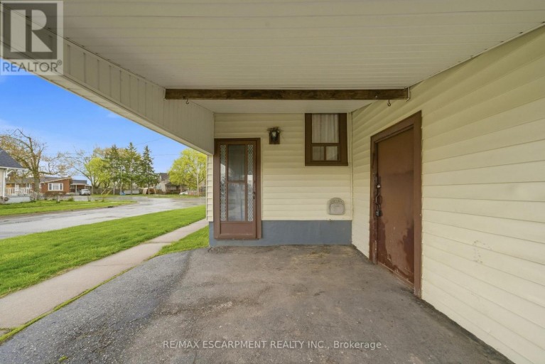 107 BROADWAY STREET, Welland (Broadway), Ontario, L3C5L6