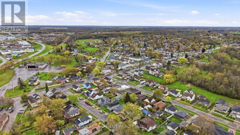 107 BROADWAY STREET, Welland (Broadway), Ontario, L3C5L6