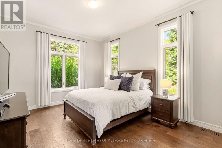 1563 SOUTH PORTAGE ROAD, Lake of Bays (Franklin), Ontario, P1H2J3