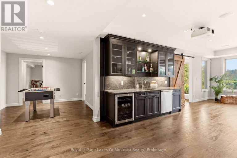 1563 SOUTH PORTAGE ROAD, Lake of Bays (Franklin), Ontario, P1H2J3
