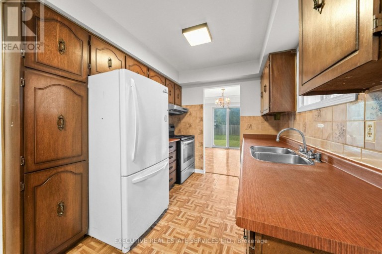 76 LIONHEAD TRAIL, Toronto (Rouge), Ontario, M1B2J6