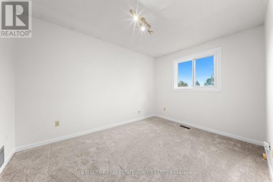 76 LIONHEAD TRAIL Toronto (Rouge) Ontario photo 25