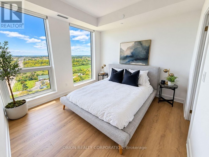 1604 - 3240 WILLIAM COLTSON AVENUE, Oakville (OA Rural Oakville), Ontario, L6H8C8