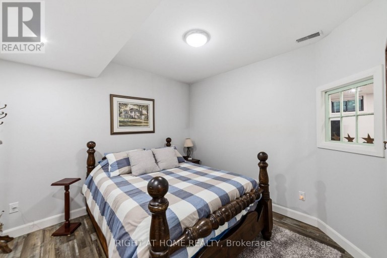 515 HAMILTON DRIVE, Hamilton (Ancaster), Ontario, L9G2A9