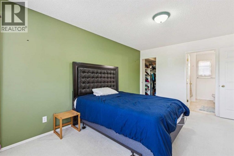 10521 Hidden Valley Drive NW, Calgary, Alberta, T3A5W8