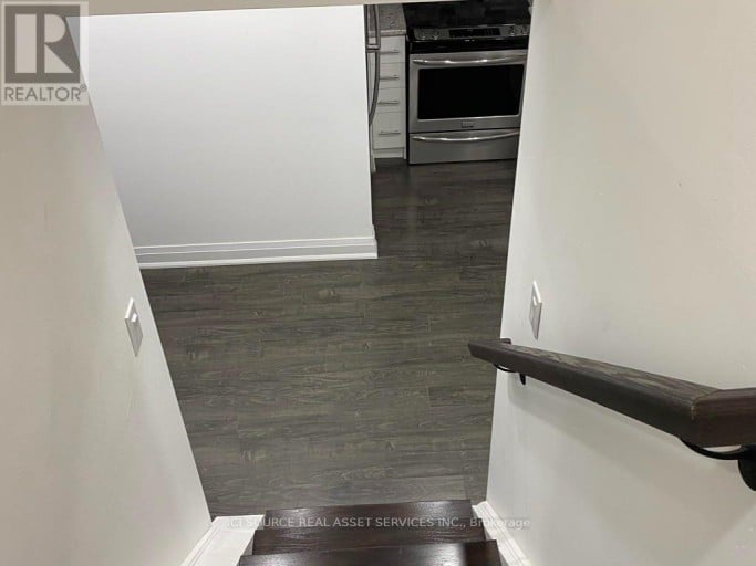 77 NEWBRIDGE CRESCENT, Brampton (Westgate), Ontario, L6S4B5