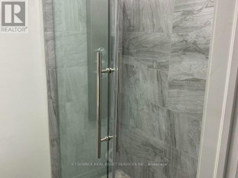 77 NEWBRIDGE CRESCENT Brampton (Westgate) Ontario photo 4