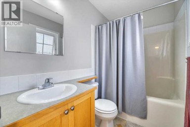 90 Parklane Drive Strathmore Alberta photo 19