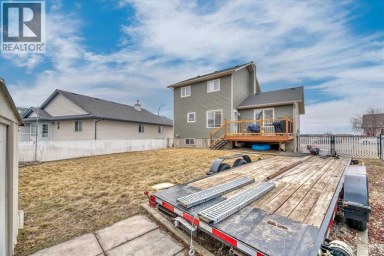 90 Parklane Drive Strathmore Alberta photo 29