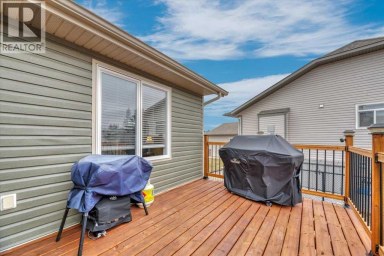 90 Parklane Drive Strathmore Alberta photo 31
