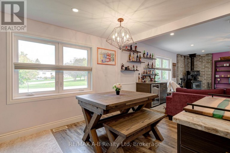 195 CEDAR ROAD, Perth East (Crystal Lake), Ontario, N5A6S6