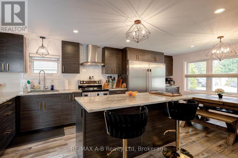 195 CEDAR ROAD, Perth East (Crystal Lake), Ontario, N5A6S6