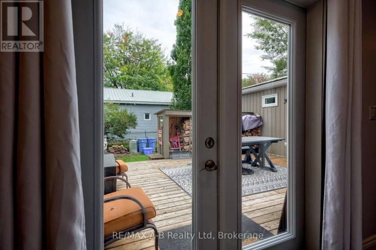 195 CEDAR ROAD, Perth East (Crystal Lake), Ontario, N5A6S6