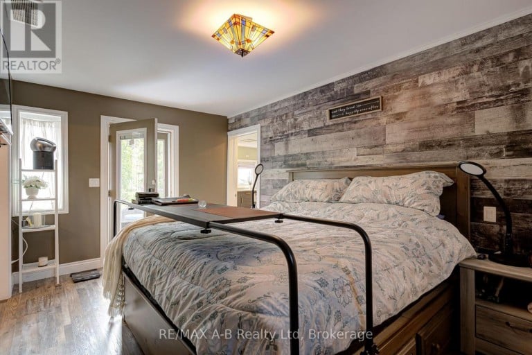 195 CEDAR ROAD, Perth East (Crystal Lake), Ontario, N5A6S6