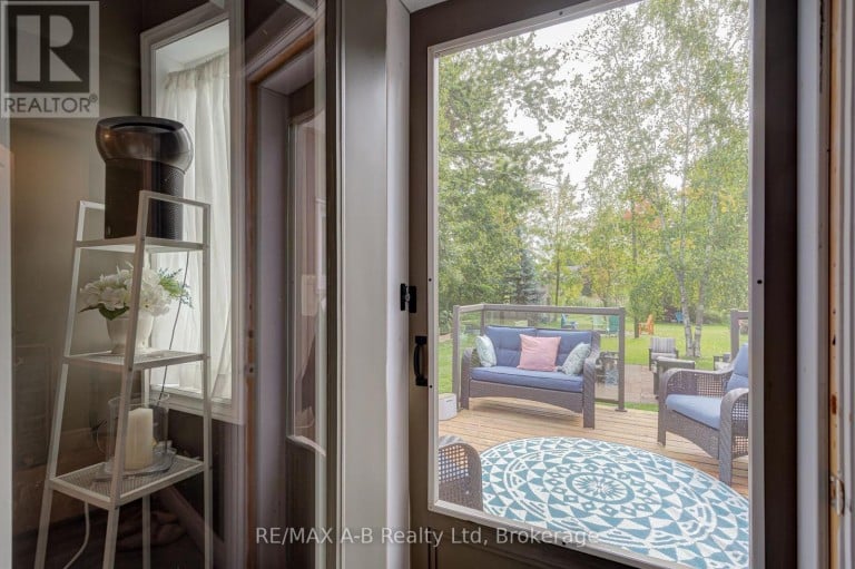 195 CEDAR ROAD, Perth East (Crystal Lake), Ontario, N5A6S6