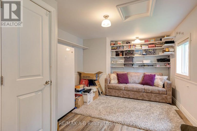 195 CEDAR ROAD, Perth East (Crystal Lake), Ontario, N5A6S6