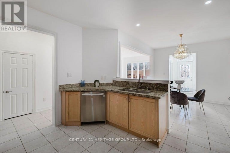 17 WILDMOOR STREET, Markham (Cornell), Ontario, L6B0P1