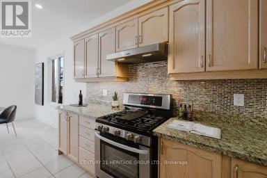 17 WILDMOOR STREET Markham (Cornell) Ontario photo 16