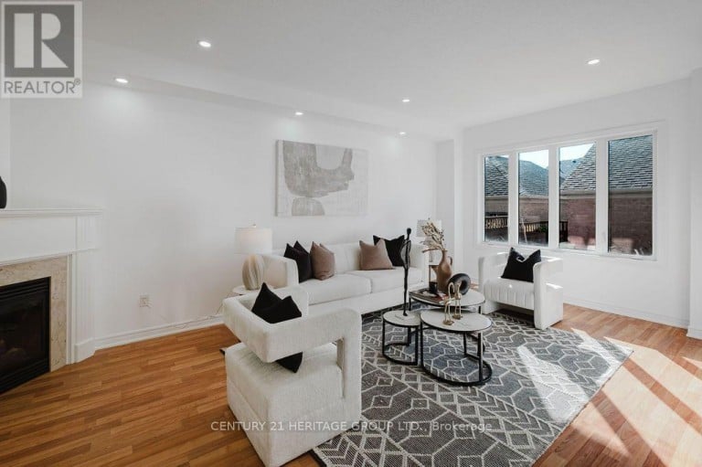 17 WILDMOOR STREET, Markham (Cornell), Ontario, L6B0P1