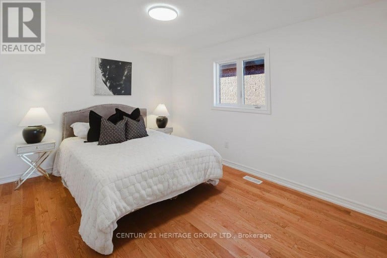 17 WILDMOOR STREET, Markham (Cornell), Ontario, L6B0P1