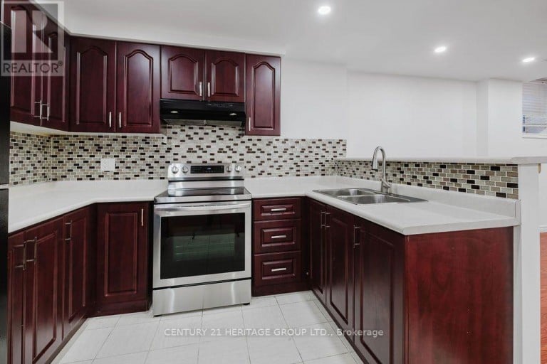 17 WILDMOOR STREET, Markham (Cornell), Ontario, L6B0P1