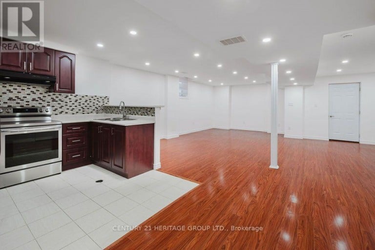 17 WILDMOOR STREET, Markham (Cornell), Ontario, L6B0P1