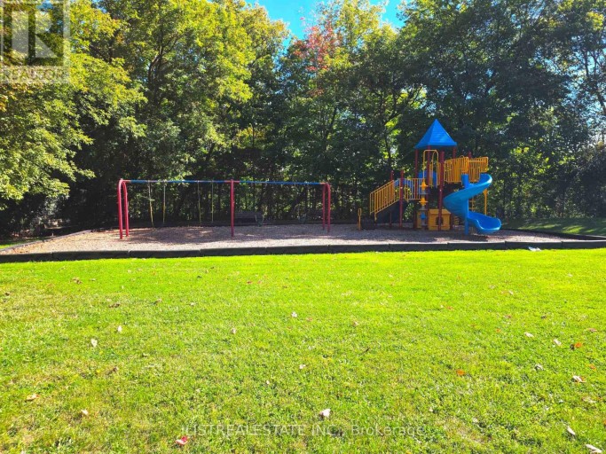 1808 - 20 EDGECLIFFE GOLFWAY, Toronto (Flemingdon Park), Ontario, M3C3A4