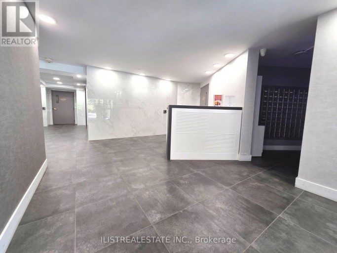 1808 - 20 EDGECLIFFE GOLFWAY, Toronto (Flemingdon Park), Ontario, M3C3A4