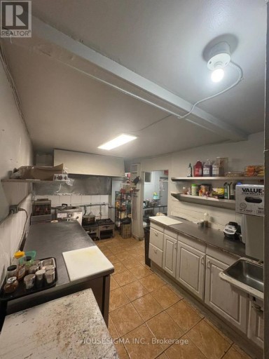 3315 DANFORTH AVENUE, Toronto (Oakridge), Ontario, M1L1B8