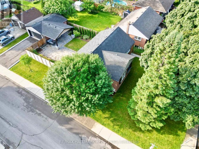 121 WEST 23RD STREET, Hamilton (Westcliffe), Ontario, L9C4V6