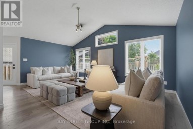 213 HAWTHORNE ROAD London North (North E) Ontario photo 14