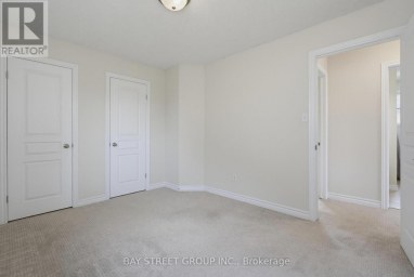 213 HAWTHORNE ROAD London North (North E) Ontario photo 25