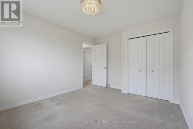 213 HAWTHORNE ROAD London North (North E) Ontario photo 27