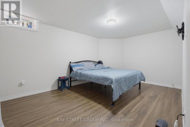 213 HAWTHORNE ROAD London North (North E) Ontario photo 33